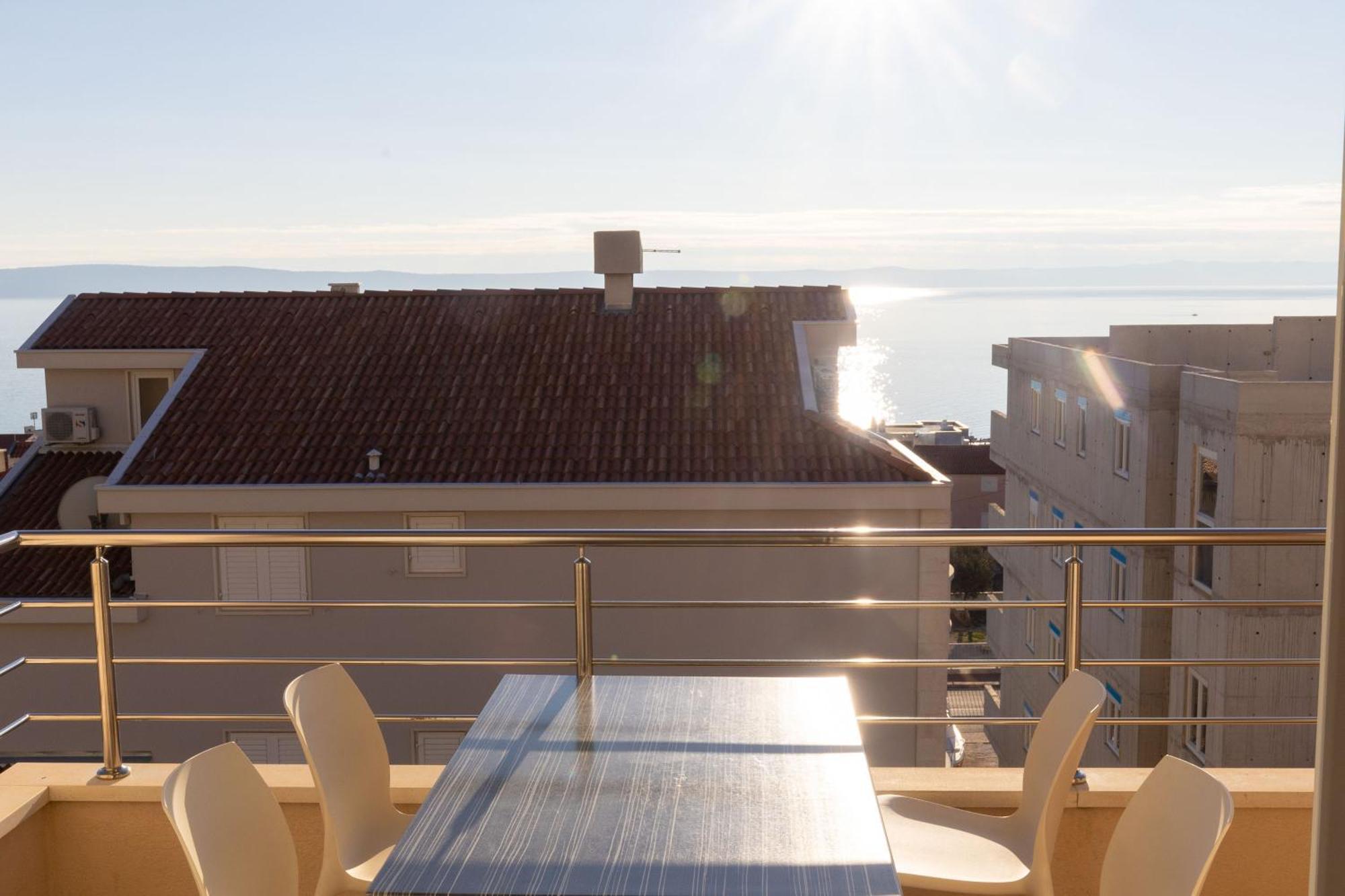 Apartment Domo Makarska Exterior photo